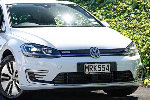 2020 Volkswagen e-Golf Gen 2 36kWh - Thumbnail