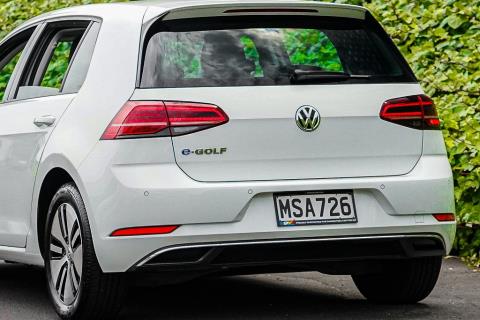 2020 Volkswagen e-Golf Gen 2 36kWh - Thumbnail