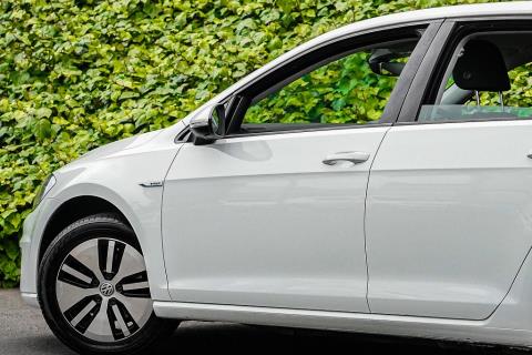 2020 Volkswagen e-Golf Gen 2 36kWh - Thumbnail