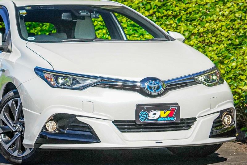 2016 Toyota Auris Hybrid / Corolla