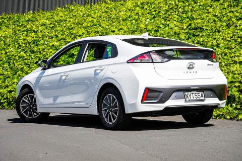 2021 Hyundai Ioniq EV 38kWh - Thumbnail