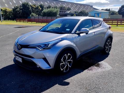 2018 Toyota C-HR Hybrid G - Thumbnail