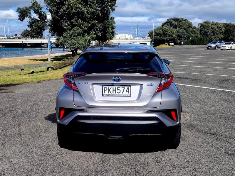 2018 Toyota C-HR Hybrid G