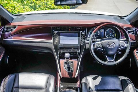 2014 Toyota Harrier Premium Hybrid - Thumbnail