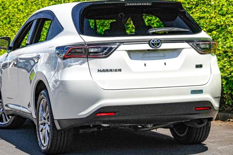 2014 Toyota Harrier Premium Hybrid - Thumbnail