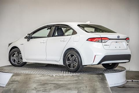 2019 Toyota Corolla G Hybrid - Thumbnail