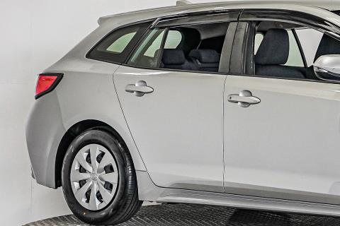 2021 Toyota Corolla Hybrid Wagon - Thumbnail