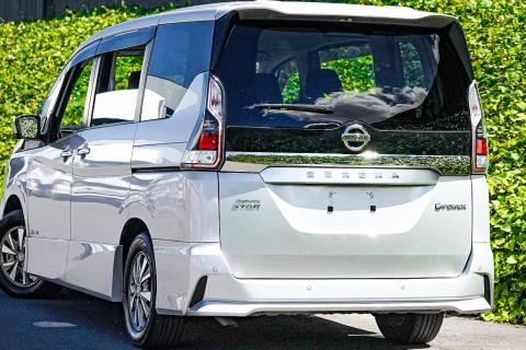 2019 Nissan Serena e-Power - Thumbnail