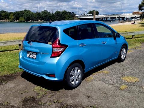 2017 Nissan Note e-Power - Thumbnail