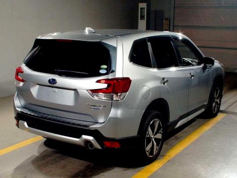 2019 Subaru Forester Hybrid Premium - Thumbnail