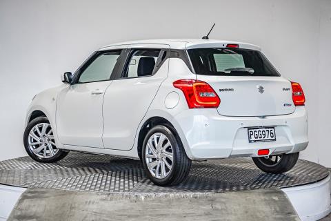 2022 Suzuki Swift Limited Hybrid - Thumbnail