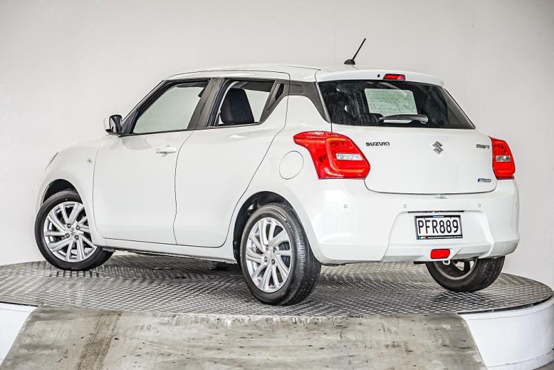 2022 Suzuki Swift Limited Hybrid