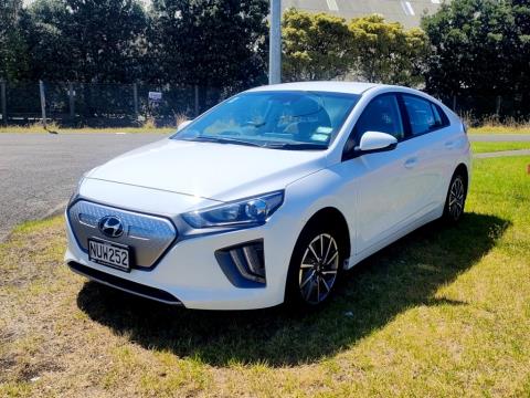 2021 Hyundai Ioniq EV 38kWh - Thumbnail